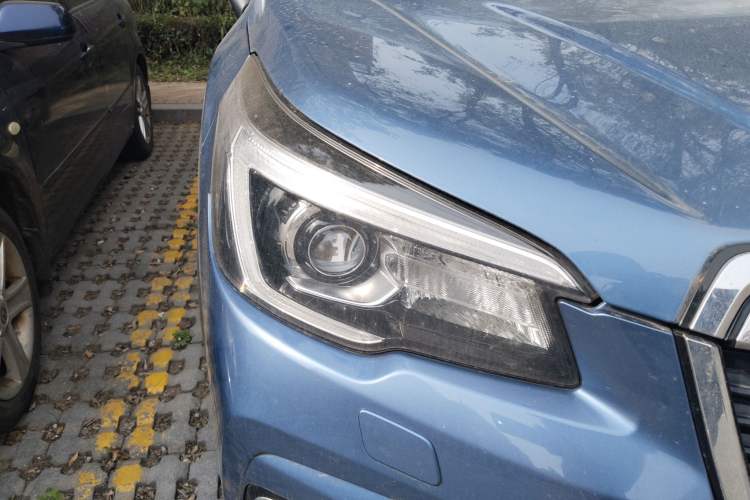Used Subaru Forester 2020 2.0i e-Boxer Flagship Edition with EyeSight Right Front Headlight