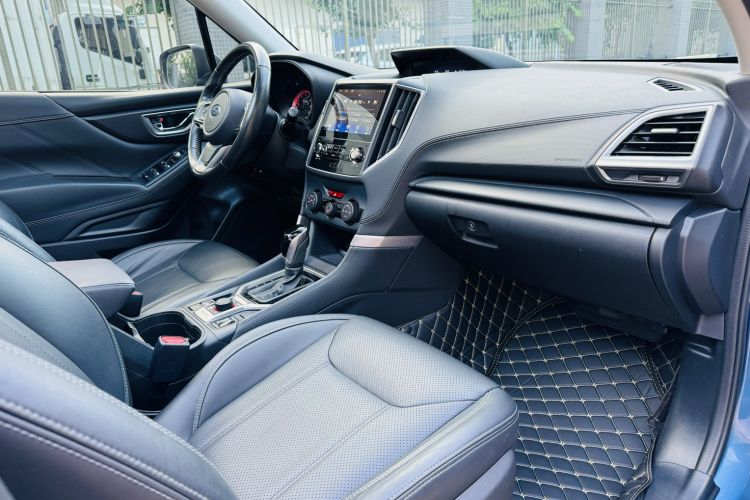 Used Subaru Forester 2020 2.0i Luxury Edition Right Front Seat