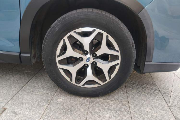 Used Subaru Forester 2020 2.0i Luxury Edition EyeSight Right Front Wheel Hub
