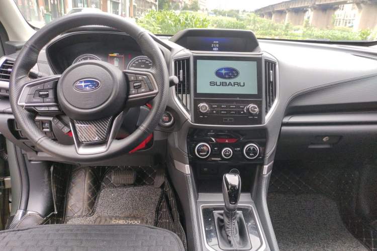 Used Subaru Forester 2020 2.0i Luxury Edition EyeSight Center Console