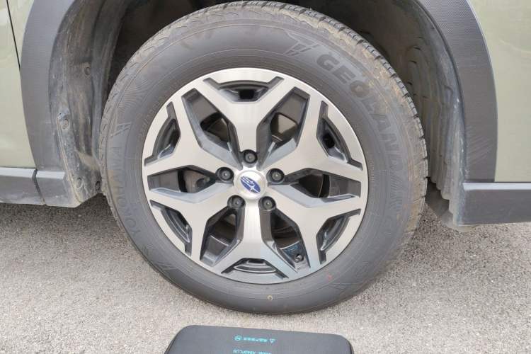 Used Subaru Forester 2020 2.0i Luxury Edition EyeSight Right Front Wheel Hub