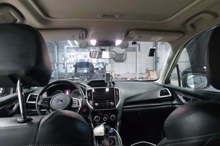Used Subaru Forester 2020 2.0i Luxury Edition EyeSight Headliner