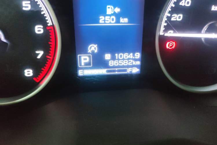 Used Subaru Forester 2020 2.0i Luxury Edition EyeSight Odometer Close Up