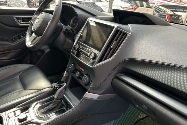 Used Subaru Forester 2020 2.0i Luxury Edition Interior 14