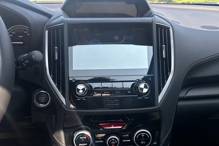 Used Subaru Forester 2020 2.0i Luxury Edition EyeSight Interior 3