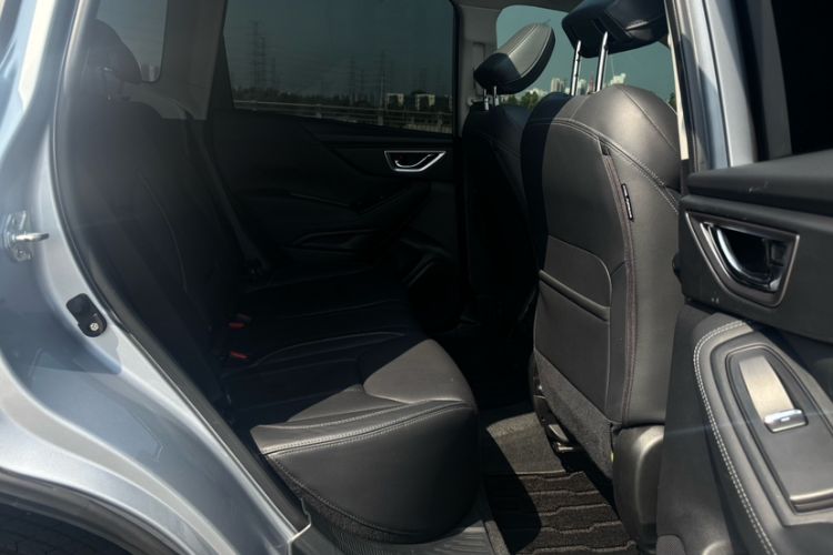 Used Subaru Forester 2020 2.0i Luxury Edition EyeSight Interior 9