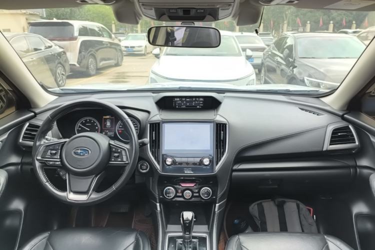 Used Subaru Forester 2020 2.0i Luxury Edition EyeSight Center Console