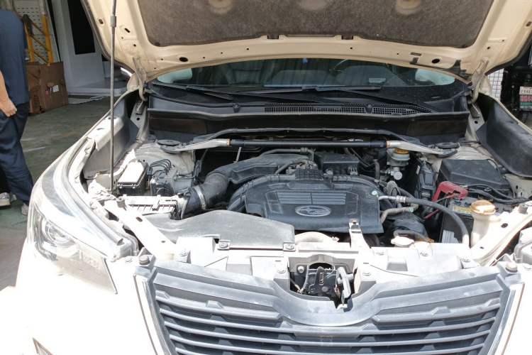 Used Subaru Forester 2020 2.0i Luxury Edition EyeSight Engine Bay Right