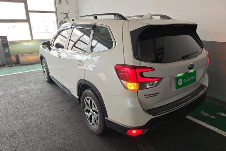 Used Subaru Forester 2020 2.0i Luxury Edition EyeSight Exterior 2