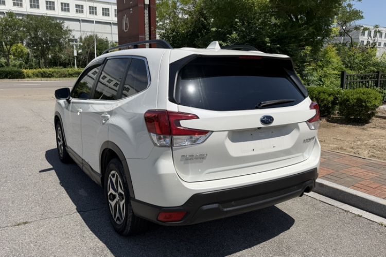 Used Subaru Forester 2020 2.0i Luxury Edition Exterior 3