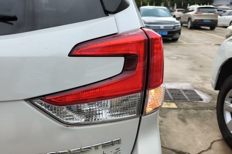 Used Subaru Forester 2020 2.0i Luxury Edition EyeSight Exterior 3