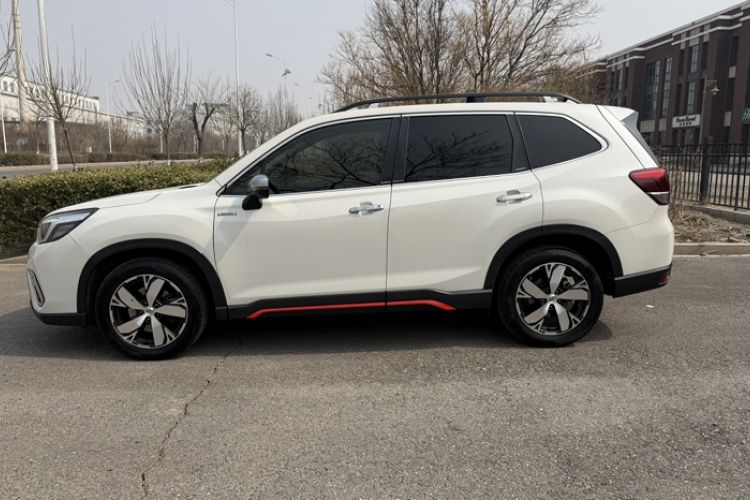 Used Subaru Forester 2020 2.0i e-Boxer Flagship Edition with EyeSight Exterior 3