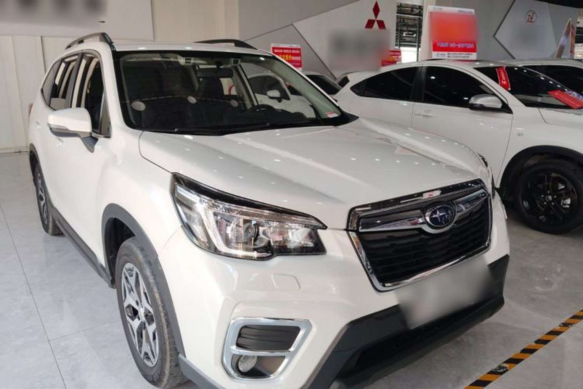Used Subaru Forester 2020 2.0i Luxury Edition EyeSight Front Right 45 Deg