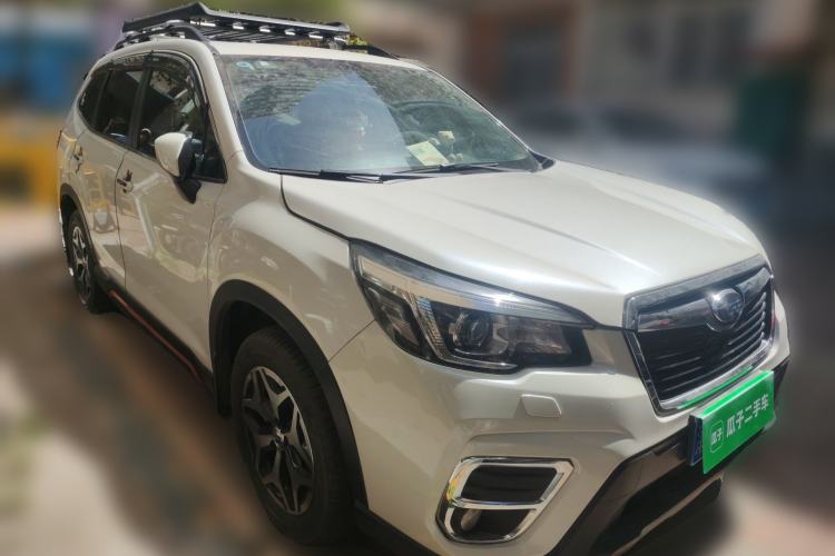 Used Subaru Forester 2020 2.0i Luxury Edition EyeSight Front Right 45 Deg