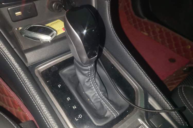 Used Subaru Forester 2020 2.0i Luxury Edition EyeSight Gear Lever