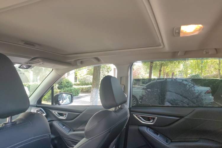 Used Subaru Forester 2020 2.0i Luxury Edition Headliner