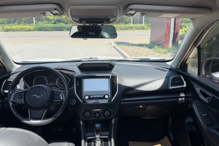 Used Subaru Forester 2020 2.0i Luxury Edition Interior 1