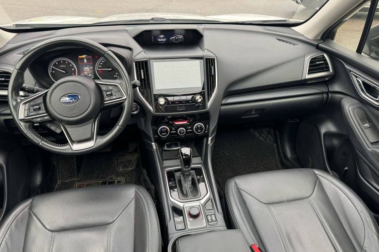 Used Subaru Forester 2020 2.0i Luxury Edition EyeSight Interior 1