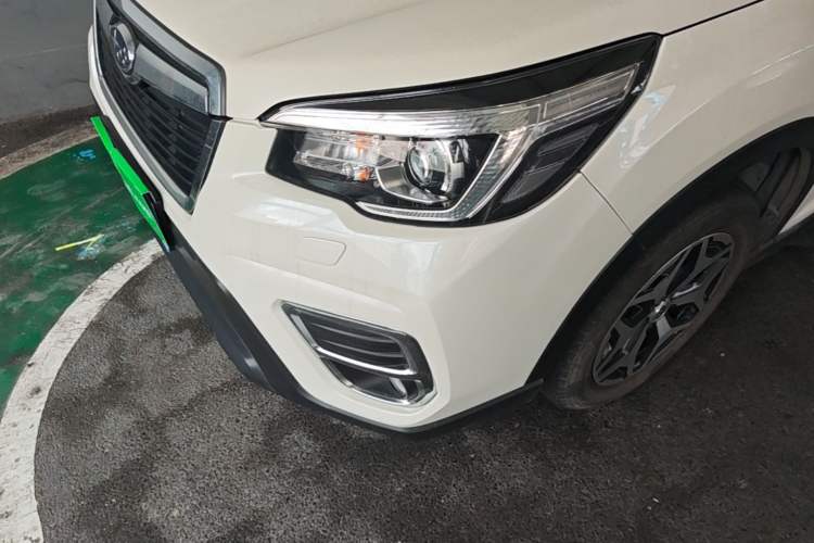 Used Subaru Forester 2020 2.0i Luxury Edition EyeSight Left Front Headlight