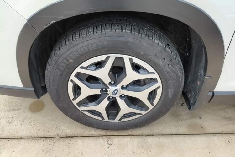 Used Subaru Forester 2020 2.0i Luxury Edition EyeSight Left Front Wheel Hub