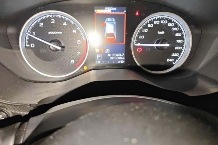 Used Subaru Forester 2020 2.0i Luxury Edition EyeSight Odometer Close Up