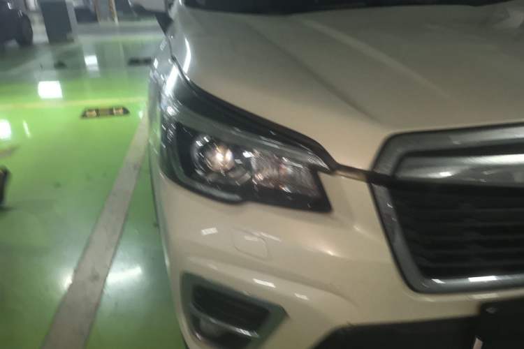 Used Subaru Forester 2020 2.0i Luxury Edition EyeSight Right Front Headlight
