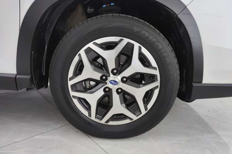 Used Subaru Forester 2020 2.0i Luxury Edition EyeSight Right Front Wheel Hub
