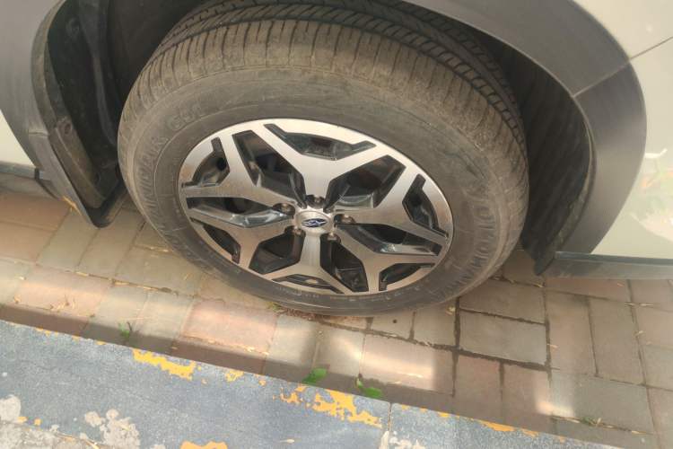 Used Subaru Forester 2020 2.0i Luxury Edition EyeSight Right Front Wheel Hub