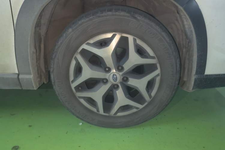 Used Subaru Forester 2020 2.0i Luxury Edition EyeSight Right Front Wheel Hub