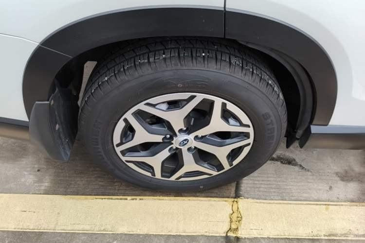 Used Subaru Forester 2020 2.0i Luxury Edition EyeSight Right Rear Wheel Hub