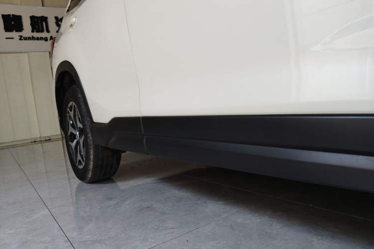 Used Subaru Forester 2020 2.0i Luxury Edition EyeSight Right Side Sill