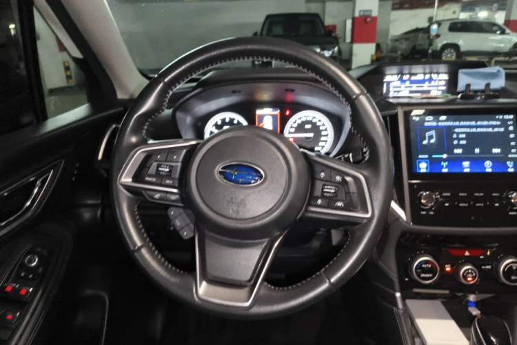 Used Subaru Forester 2020 2.0i Luxury Edition EyeSight Steering Wheel
