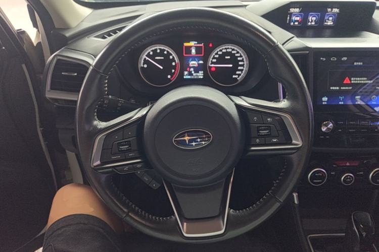 Used Subaru Forester 2020 2.0i Luxury Edition EyeSight Steering Wheel