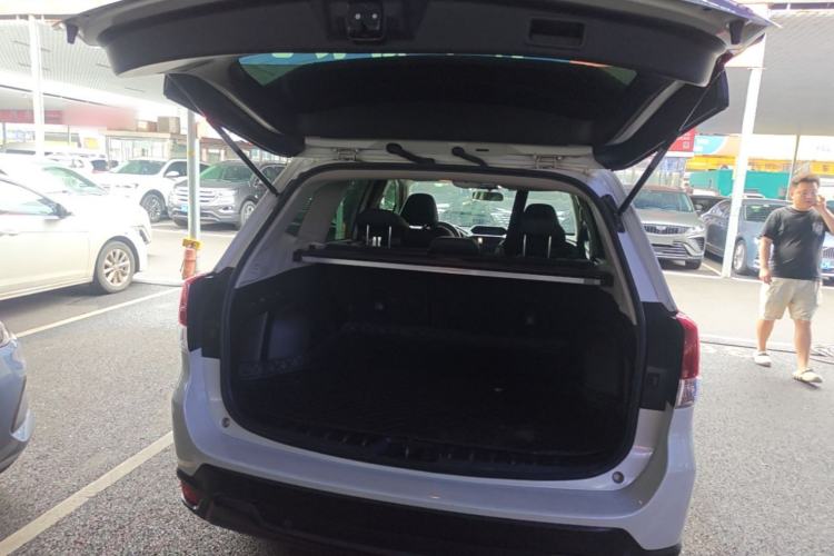 Used Subaru Forester 2020 2.0i Luxury Edition EyeSight Trunk