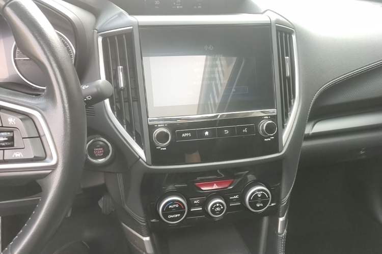 Used Subaru Forester 2021 2.0i Luxury Edition EyeSight Audio And AC Panel