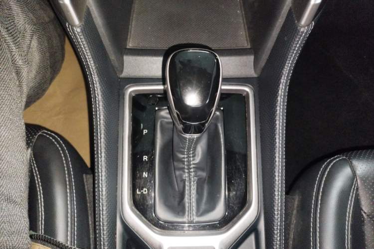 Used Subaru Forester 2021 2.0i Luxury Edition EyeSight Gear Lever