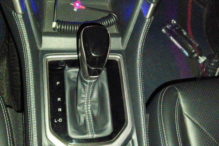Used Subaru Forester 2021 2.0i Luxury Edition EyeSight Gear Lever