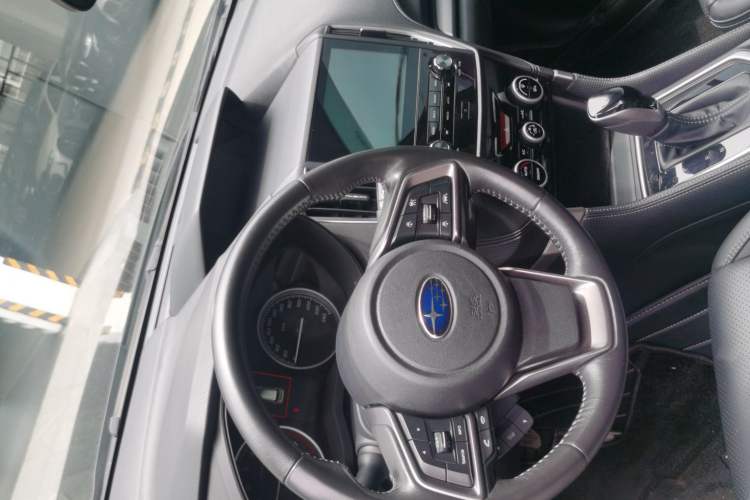 Used Subaru Forester 2021 2.0i Luxury Edition EyeSight Interior 4