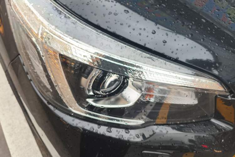 Used Subaru Forester 2021 2.0i Luxury Edition EyeSight Right Front Headlight
