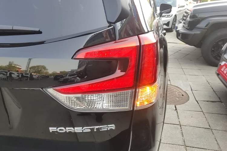 Used Subaru Forester 2021 2.0i Luxury Edition EyeSight Right Rear Taillight