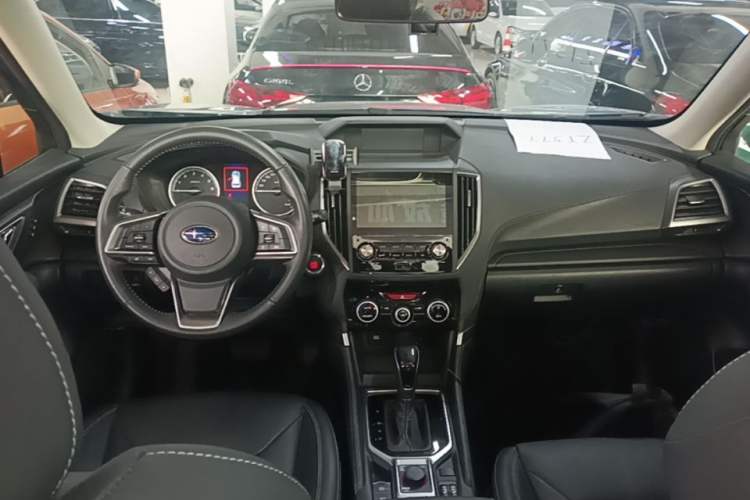 Used Subaru Forester 2021 2.0i Luxury Edition EyeSight Center Console