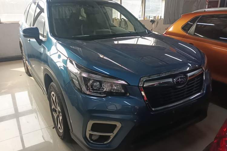 Used Subaru Forester 2021 2.0i Luxury Edition EyeSight Front Right 45 Deg