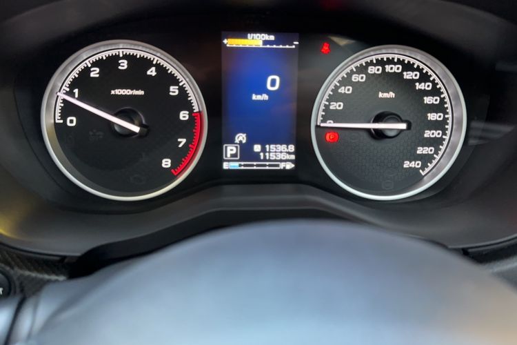 Used Subaru Forester 2021 2.0i Luxury Edition Odometer Close Up