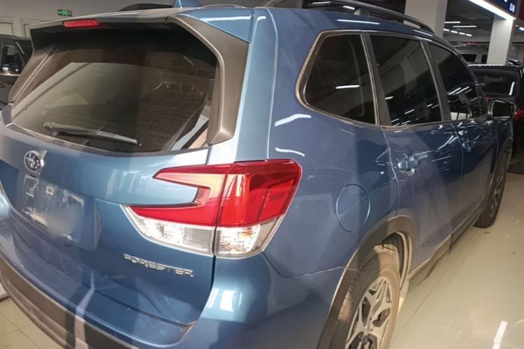 Used Subaru Forester 2021 2.0i Luxury Edition EyeSight Rear Right 45 Deg