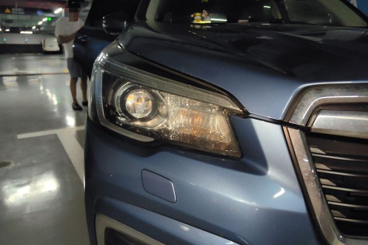 Used Subaru Forester 2021 2.0i Luxury Edition EyeSight Right Front Headlight