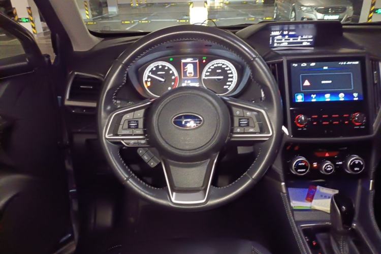 Used Subaru Forester 2021 2.0i Luxury Edition EyeSight Steering Wheel