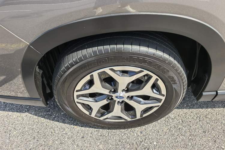Used Subaru Forester 2021 2.0i Luxury Edition EyeSight Exterior 7