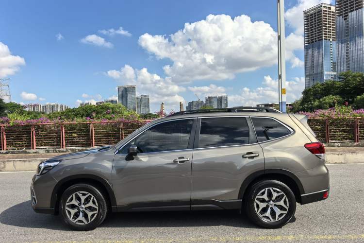 Used Subaru Forester 2021 2.0i Luxury Edition EyeSight Exterior 9