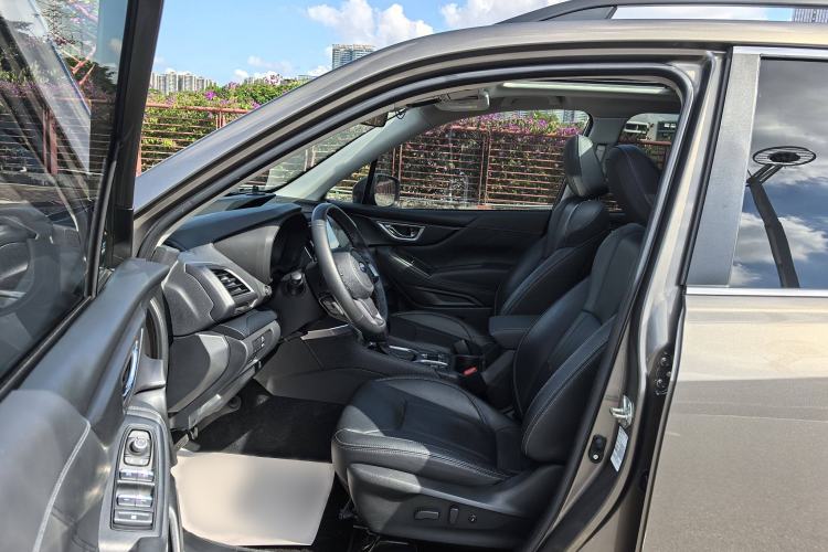 Used Subaru Forester 2021 2.0i Luxury Edition EyeSight Interior 2