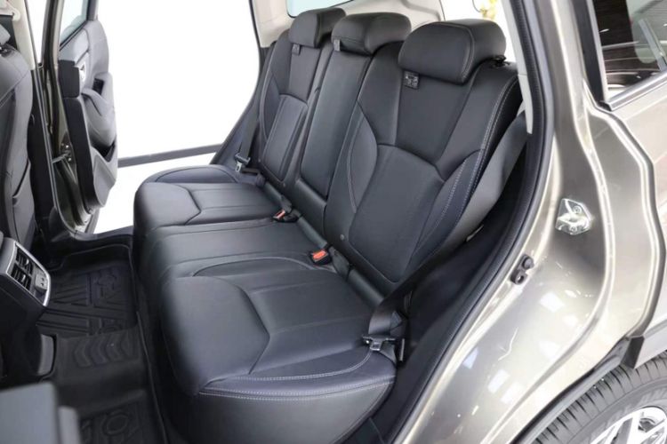 Used Subaru Forester 2021 2.0i Luxury Edition EyeSight Interior 3